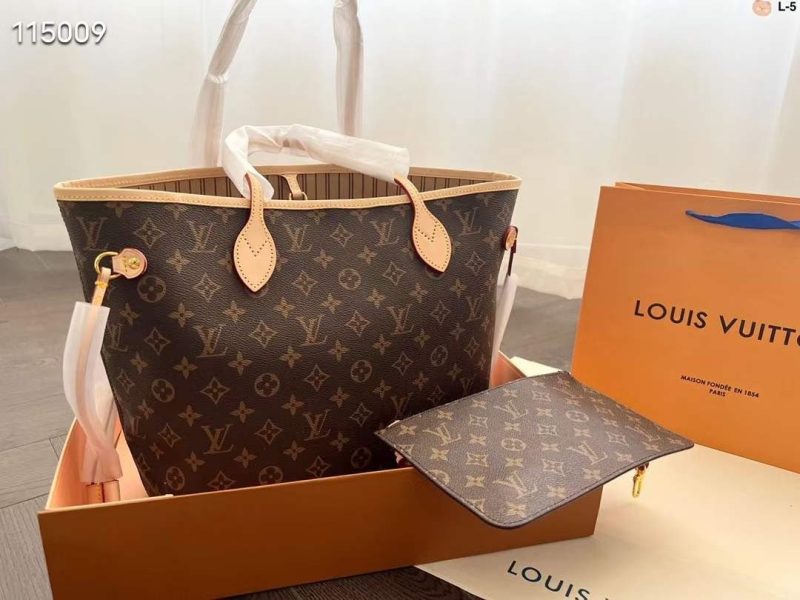 LV Neverfull