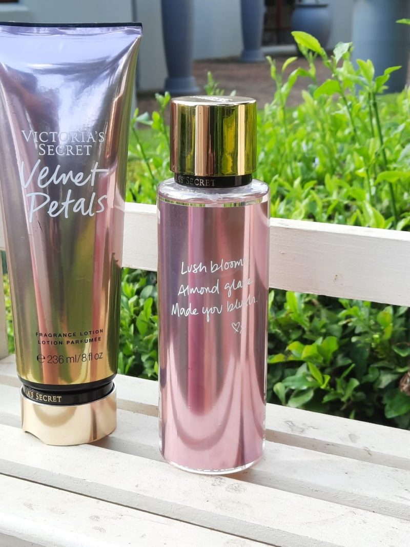 Victoria's Secret Velvet Petals body mist & lotion - Image 2